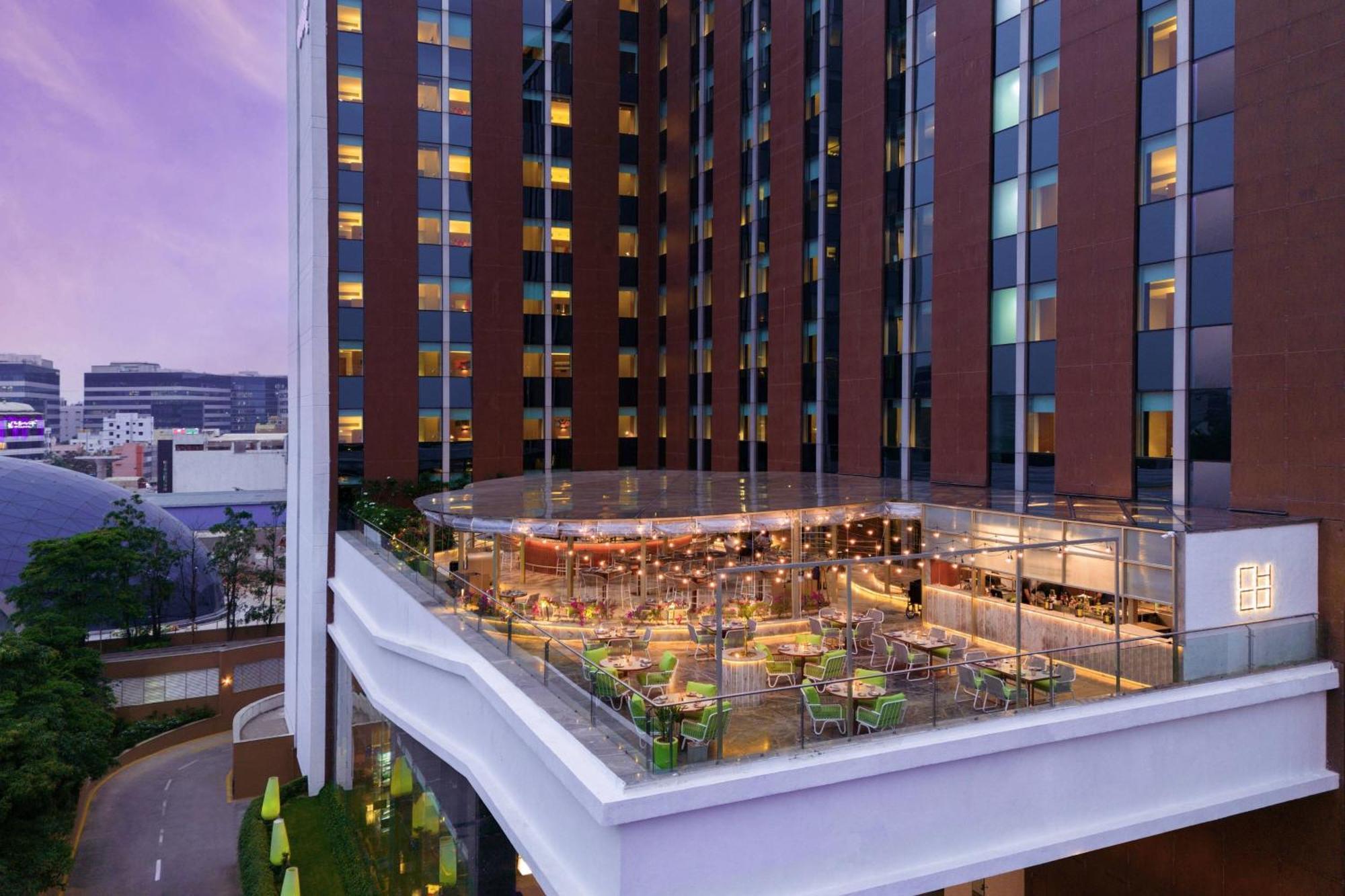 Aloft Bengaluru Outer Ring Road Hotel Kültér fotó
