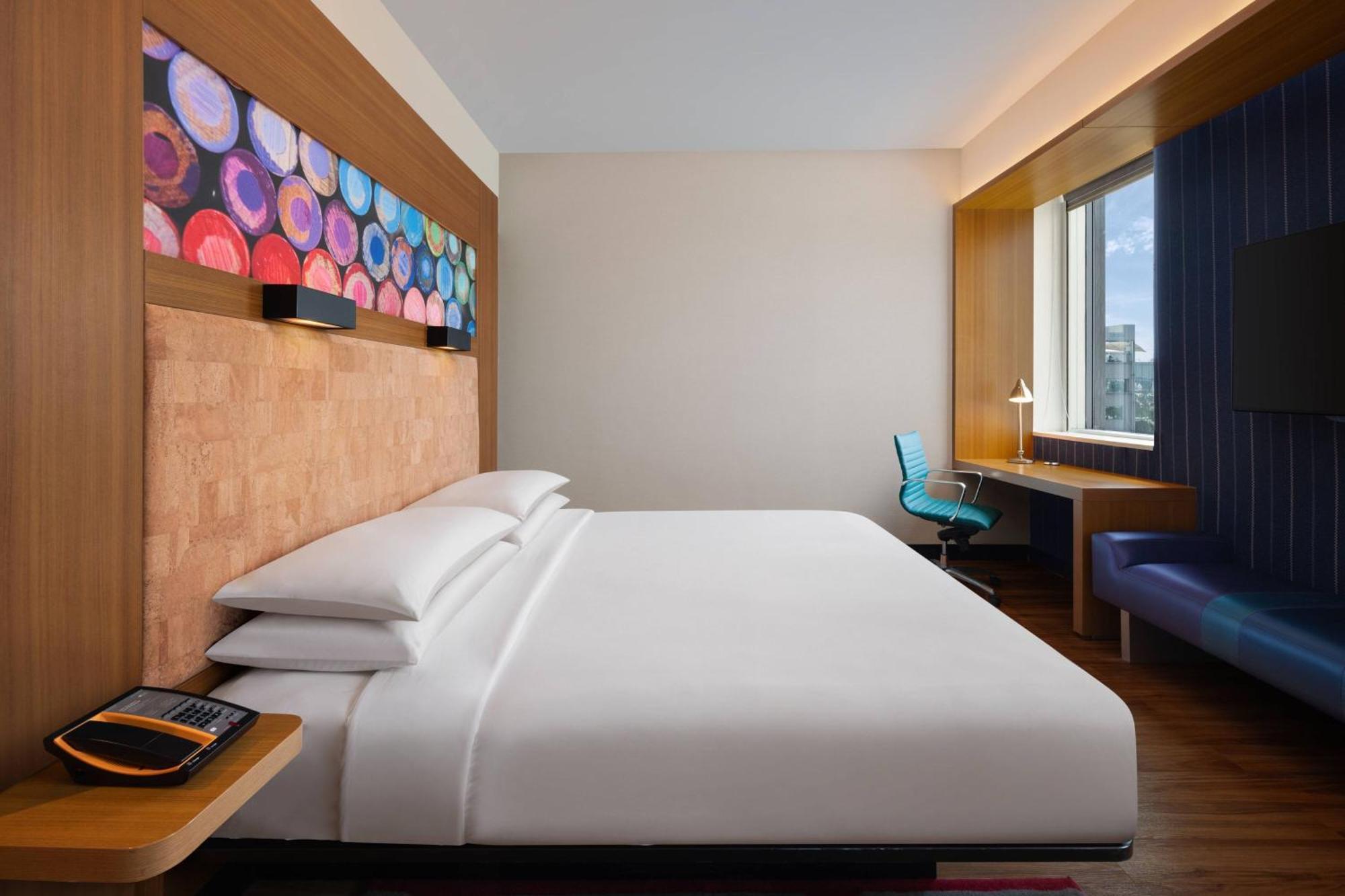 Aloft Bengaluru Outer Ring Road Hotel Kültér fotó