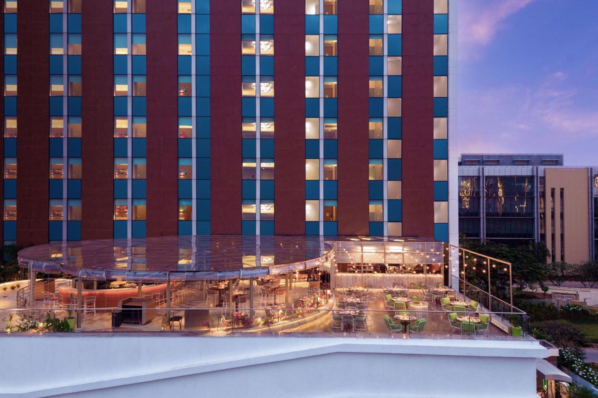 Aloft Bengaluru Outer Ring Road Hotel Kültér fotó