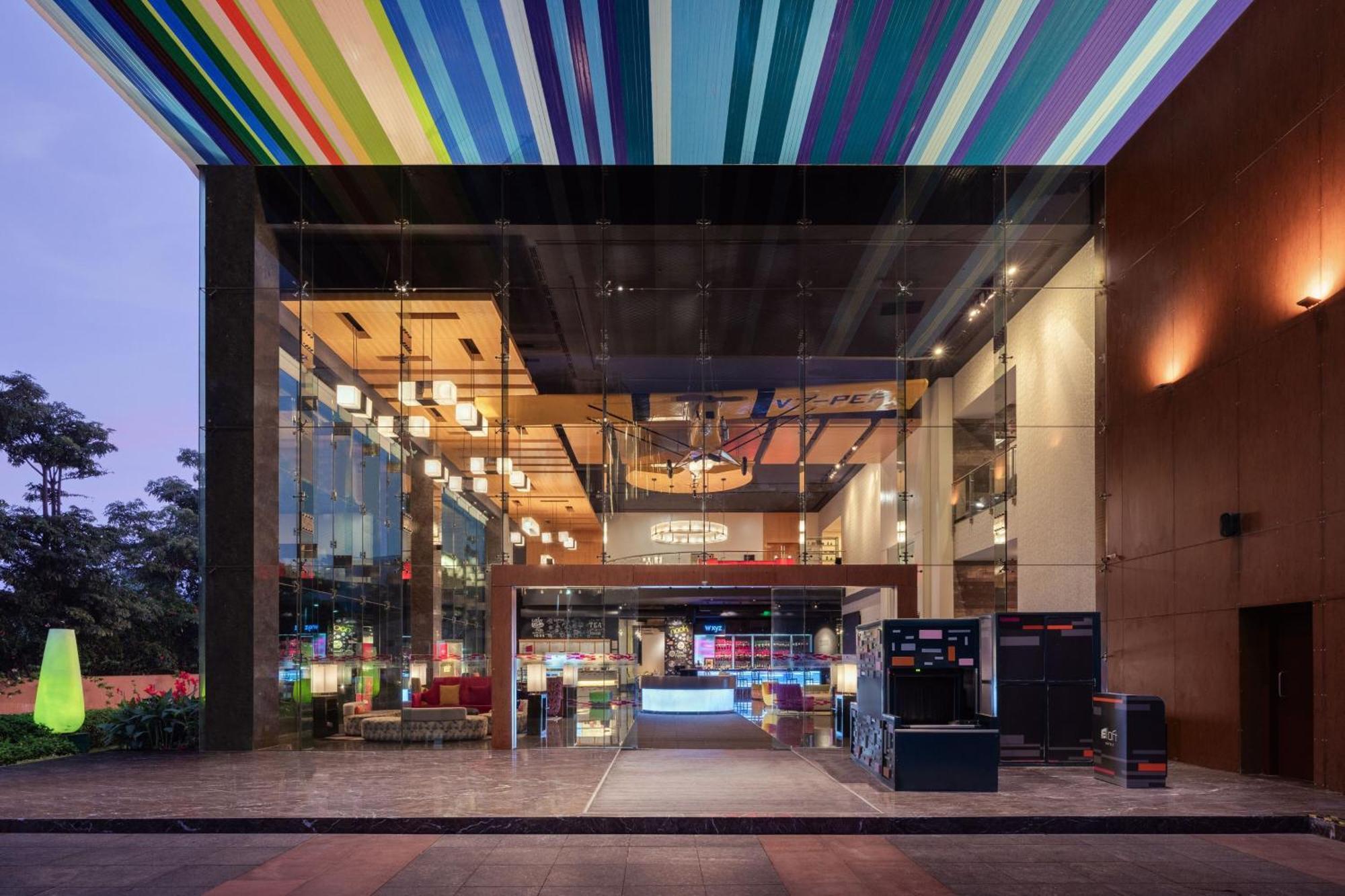 Aloft Bengaluru Outer Ring Road Hotel Kültér fotó