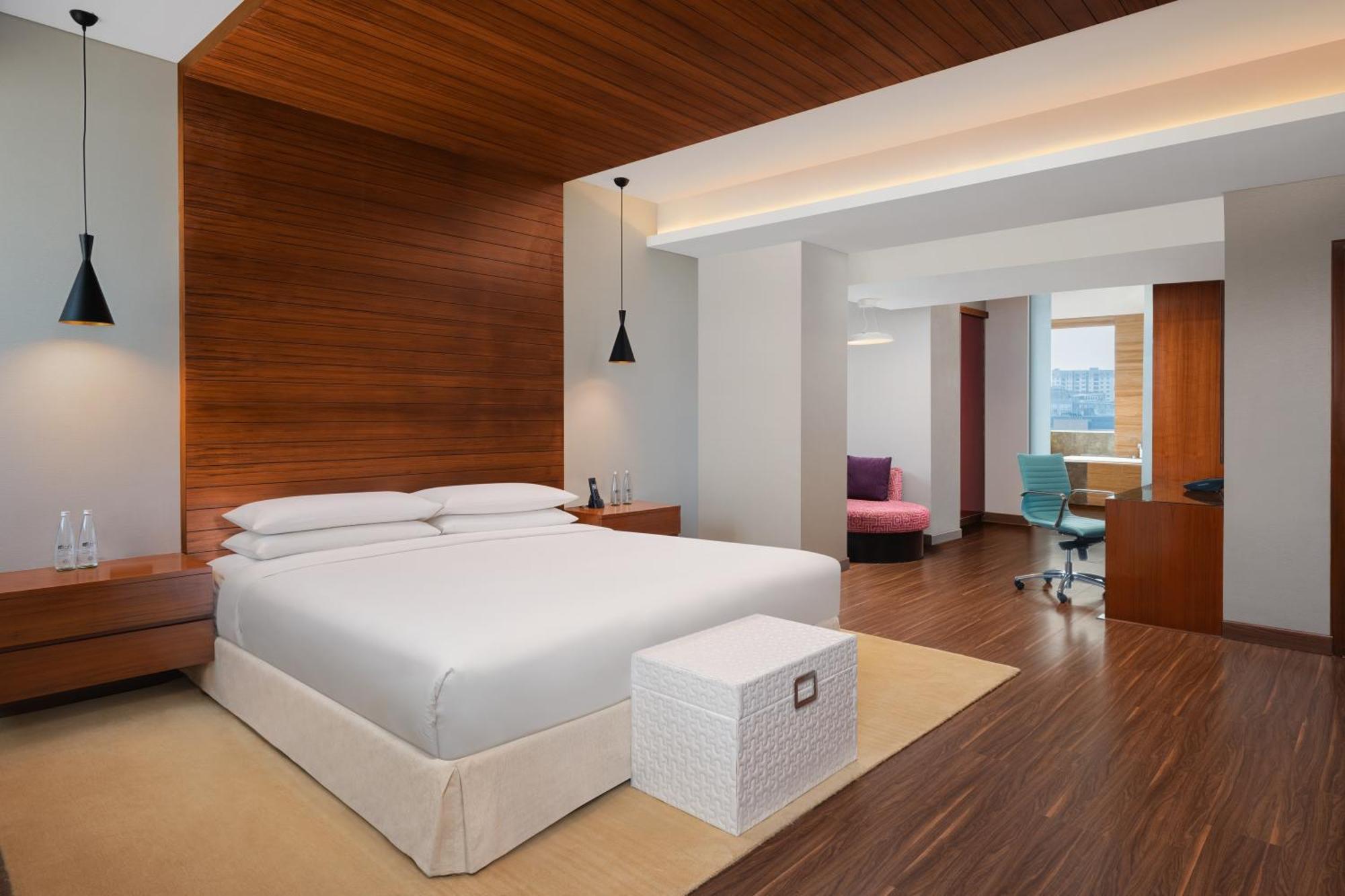 Aloft Bengaluru Outer Ring Road Hotel Kültér fotó