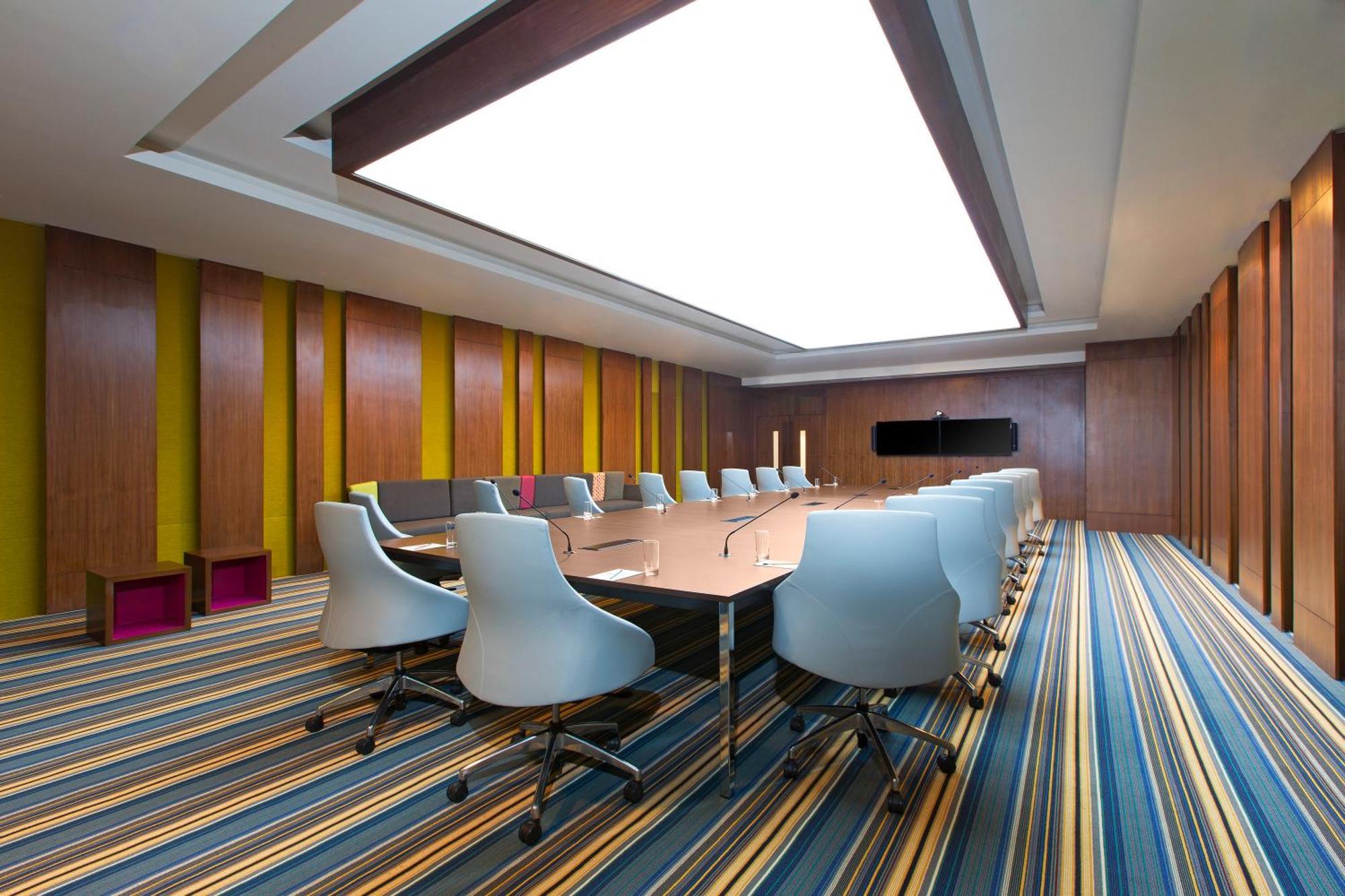 Aloft Bengaluru Outer Ring Road Hotel Kültér fotó