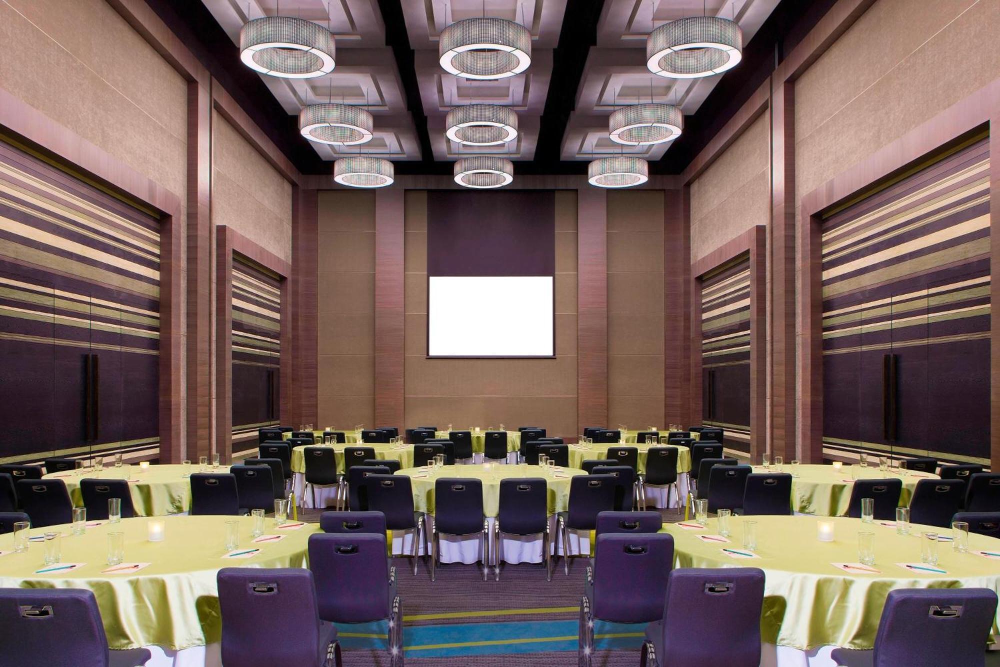 Aloft Bengaluru Outer Ring Road Hotel Kültér fotó