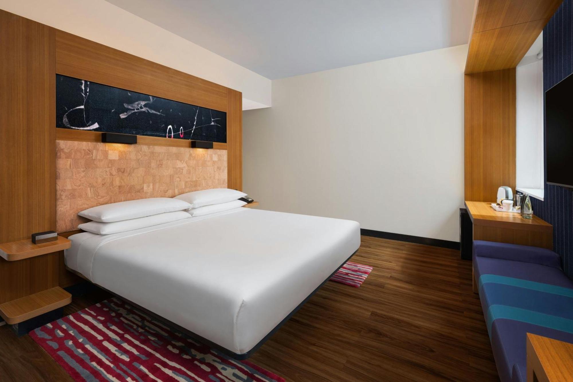 Aloft Bengaluru Outer Ring Road Hotel Kültér fotó